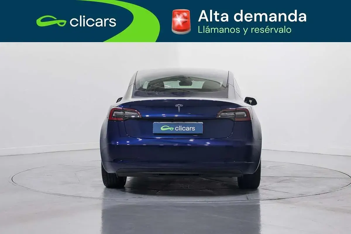 Używany Tesla Model 3 Standard Range 239 kW (325 KM) 2020 Niebieski Sedan/Limuzyna