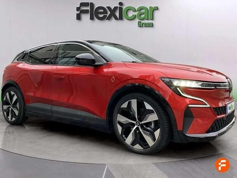 Usado Renault Mégane Business 160 CV (117 kW) 2022 Rojo Berlina