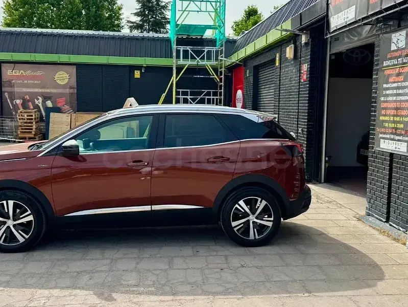 Usado Peugeot 3008 GT-line 130 CV (95 kW) 2018 Naranja SUV