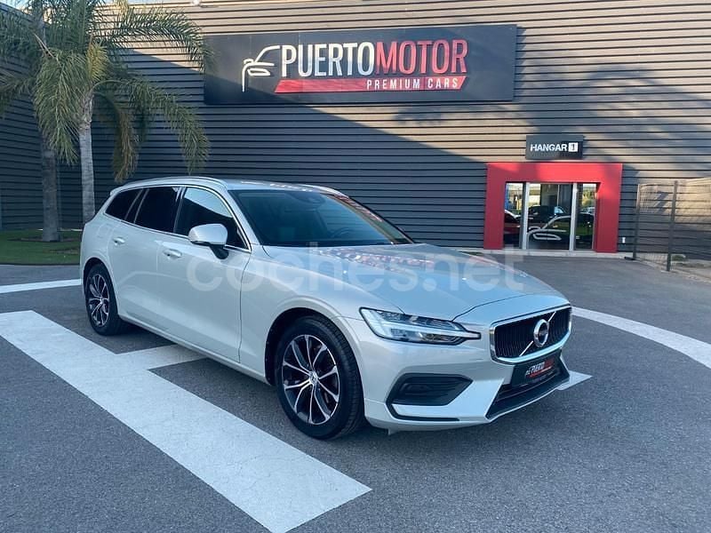 Blanco Usado 2019 Volvo V60 Momentum Familiar | 20.990 € (Un poco caro) - Imagen 1/4