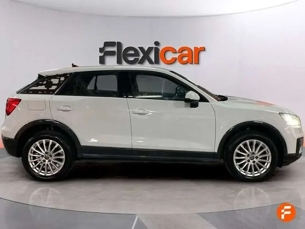 Usado Audi Q2 Design 116 CV (85 kW) 2019 Blanco SUV