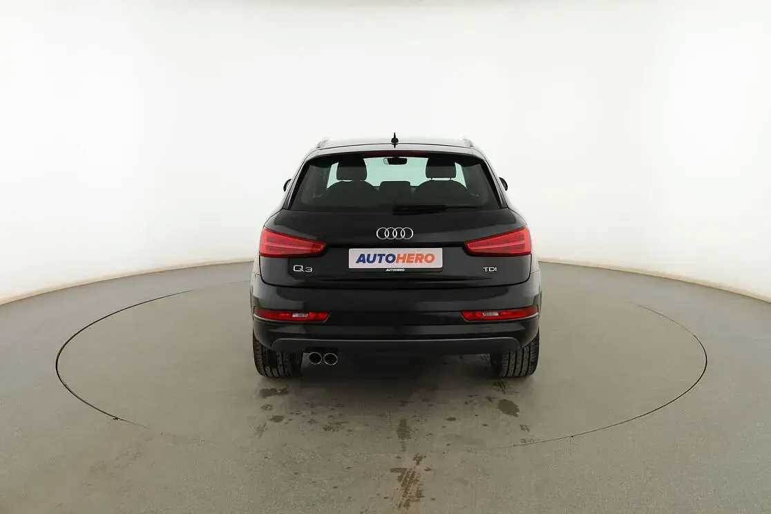 Usado Audi Q3 Sport 120 CV (88 kW) 2018 Negro SUV