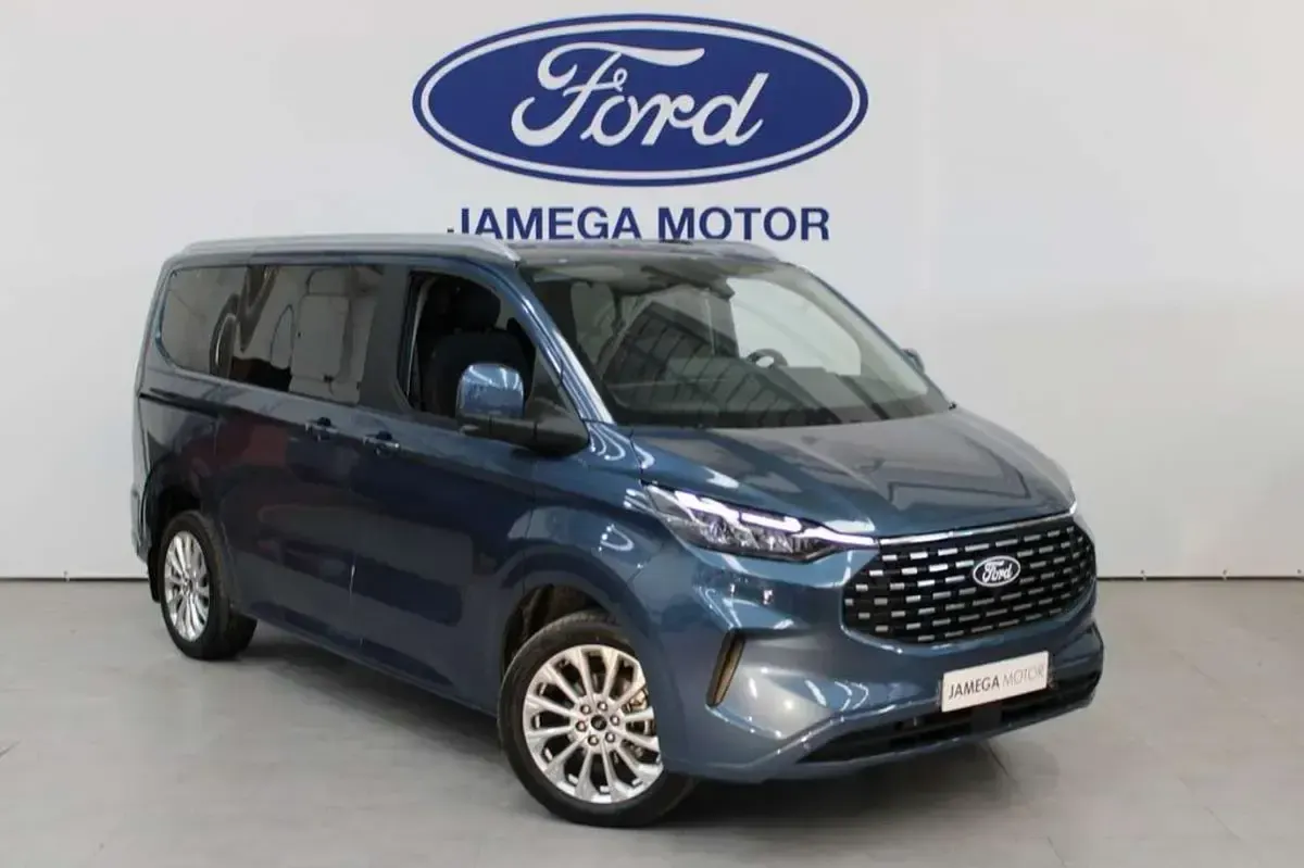 Nuevo Ford Tourneo Titanium 150 CV (110 kW) 2025 Blanco Monovolumen