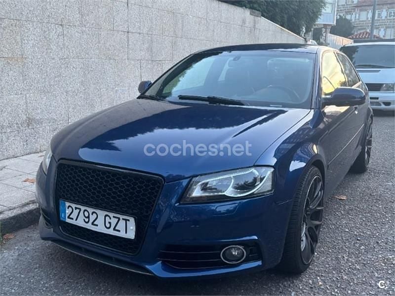 Azul Usado 2010 Audi A3 Ambition Berlina | 7000 € (Precio justo) - Imagen 1/4