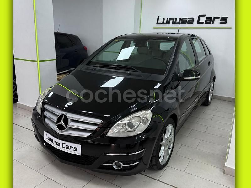 Usado Mercedes B180 Sport Edition 109 CV (80 kW) 2009 Negro Monovolumen
