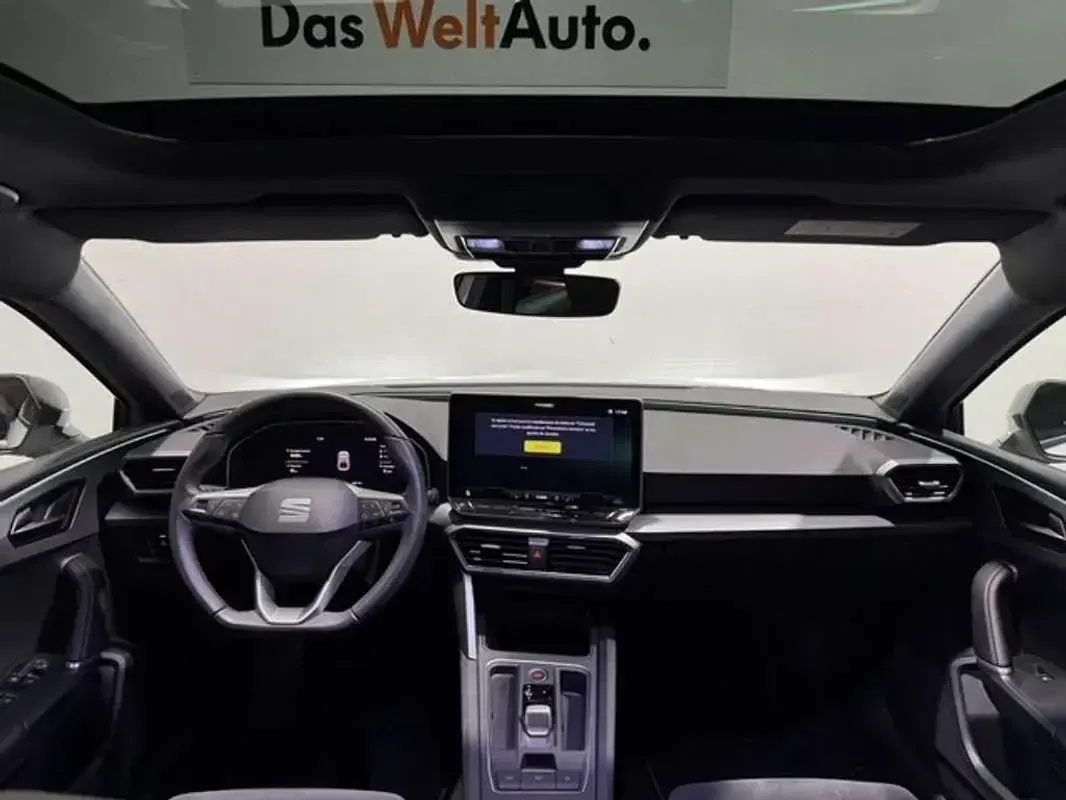 Usado Seat Leon FR 204 CV (150 kW) 2025 Blanco Utilitario