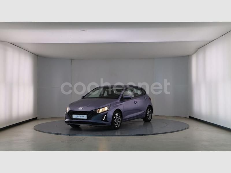 Usado Hyundai i20 100 CV (73 kW) 2023 Intense blue (perlado) Berlina