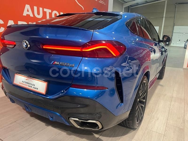 Używany BMW X6 M50 400 KM (294 kW) 2020 Niebieski SUV