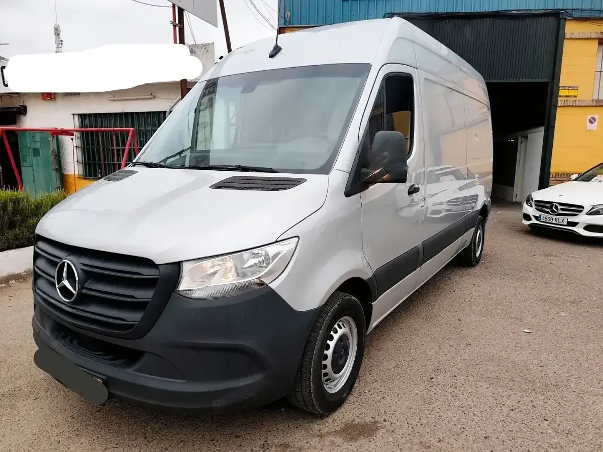 Occasion Mercedes Sprinter 143 PK (105 kW) 2021 Grijs Van