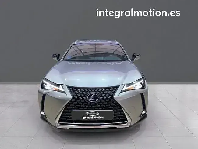 Usado Lexus UX Business Edition 183 CV (134 kW) 2022 Gris SUV