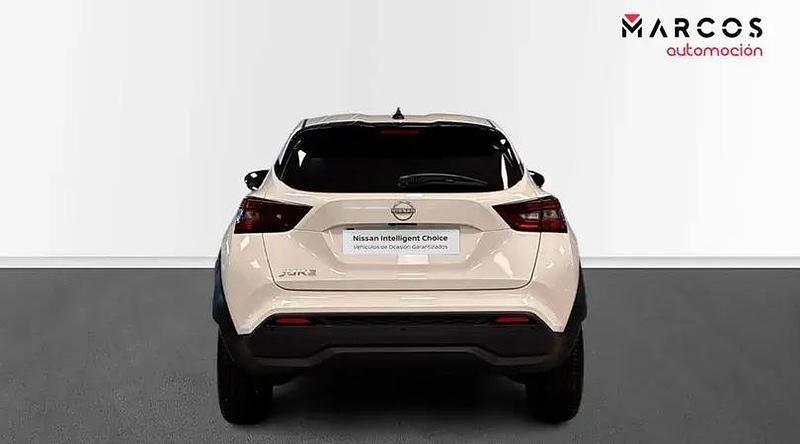 Usado Nissan Juke N-Connecta 114 CV (83 kW) 2024 Lunar white SUV