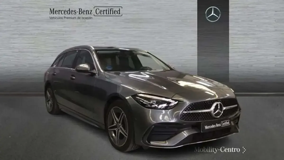 Usado Mercedes E300 313 CV (230 kW) 2025 Gris Familiar