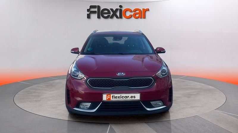 Usado Kia Niro 141 CV (103 kW) 2017 Rojo SUV