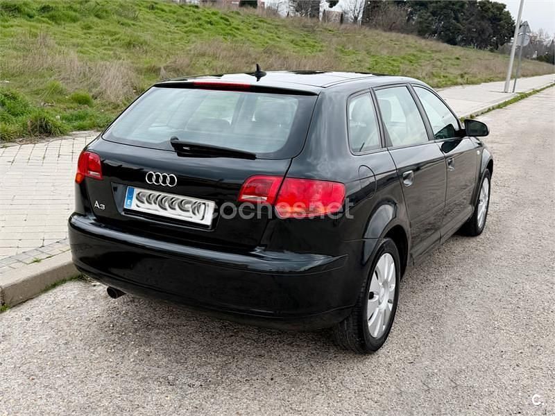 Usado Audi A3 Ambiente 115 CV (84 kW) 2008 Verde Utilitario