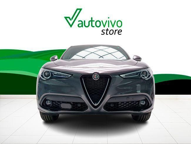 Usado Alfa Romeo Stelvio Super 190 CV (139 kW) 2023 Gris SUV
