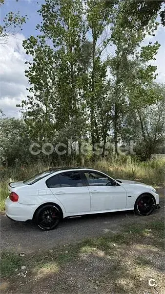Usado BMW 320 Sport Line 177 CV (130 kW) 2009 Blanco Berlina