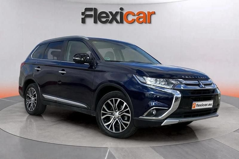 Negro Usado 2017 Mitsubishi Outlander Motion SUV | 13.490 € (Precio justo) - Imagen 1/4