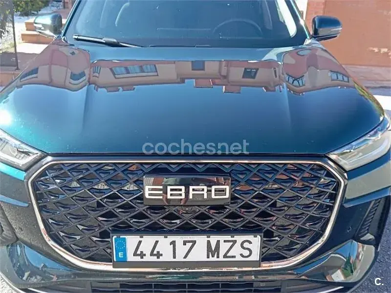 Usado Ebro s800 Luxury 147 CV (108 kW) 2025 Verde SUV