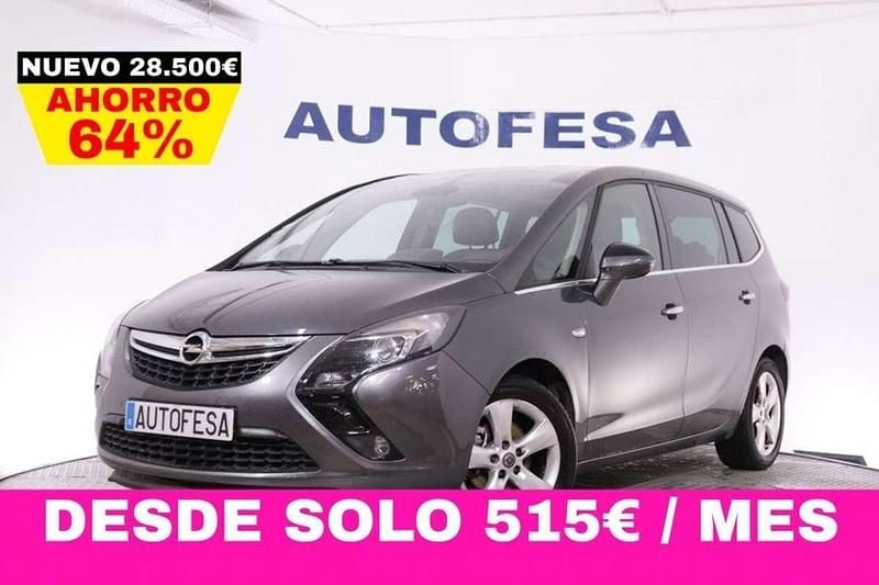 Usado Opel Zafira Tourer Cosmo 131 CV (96 kW) 2012 Negro Monovolumen