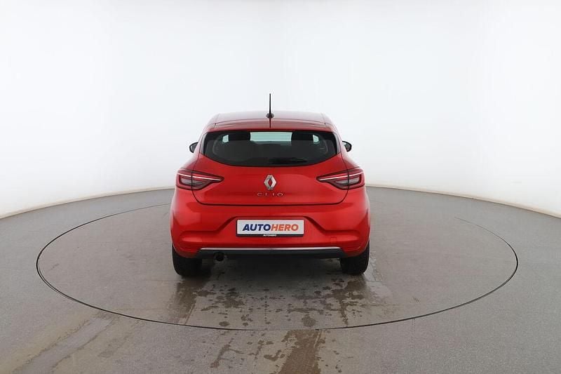 Usado Renault Clio V Intens 100 CV (73 kW) 2020 Rojo Utilitario