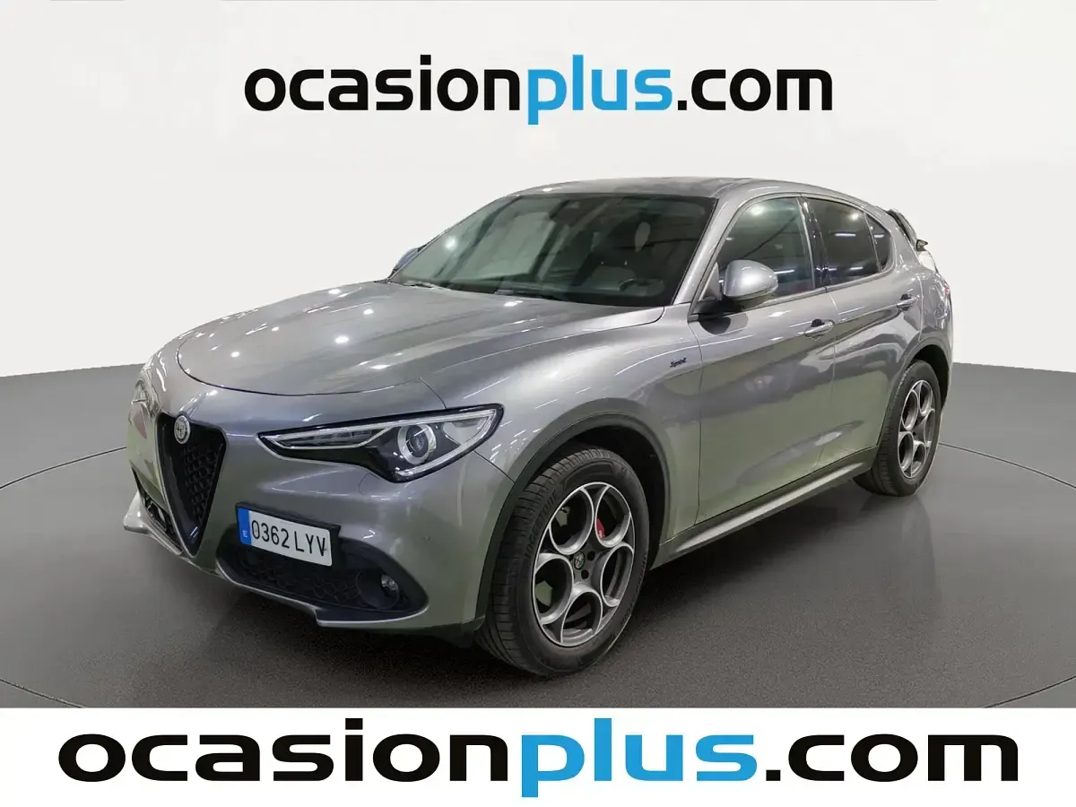 Usado Alfa Romeo Stelvio Sprint 190 CV (139 kW) 2022 Gris SUV