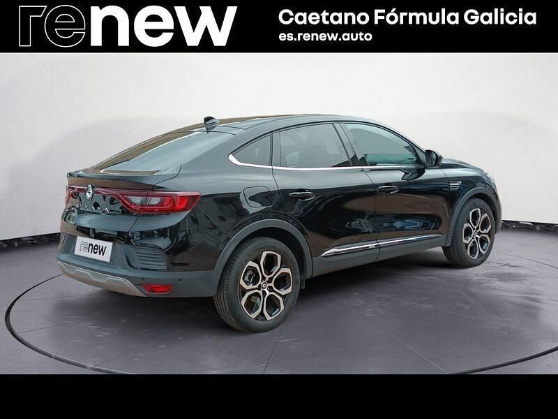 Usado Renault Arkana Techno 140 CV (102 kW) 2022 Negro SUV
