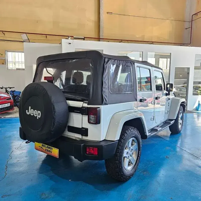 Usado Jeep Wrangler Sahara 200 CV (147 kW) 2018 Blanco SUV