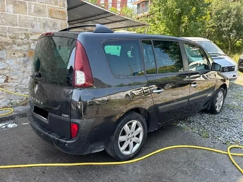 Usado Renault Grand Espace 150 CV (110 kW) 2011 Negro Monovolumen