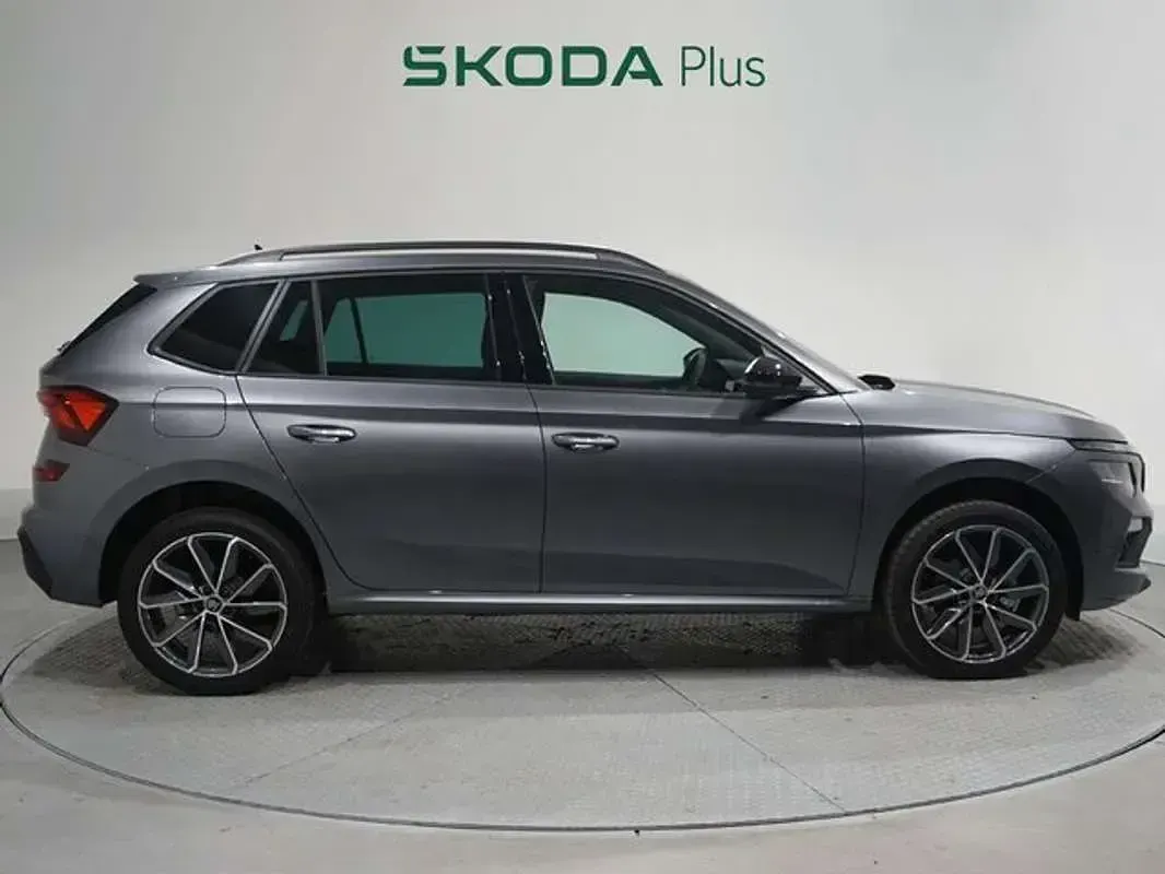 Nuevo Skoda Kamiq Selection 116 CV (85 kW) 2026 Gris SUV