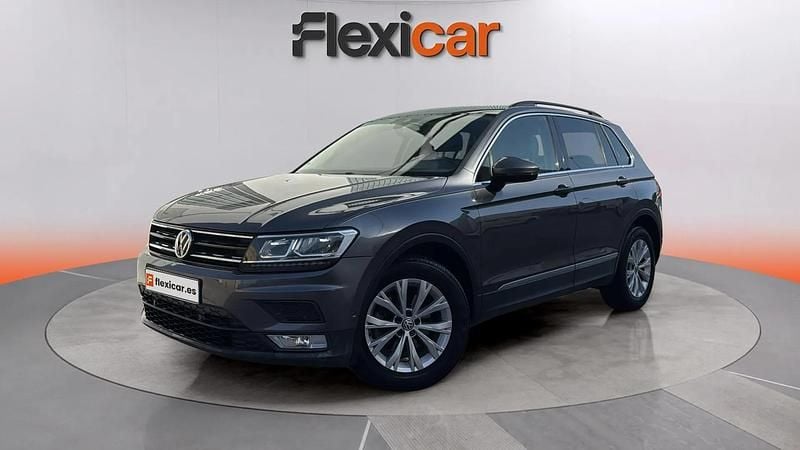 Usado VW Tiguan Advance 150 CV (110 kW) 2017 Gris SUV