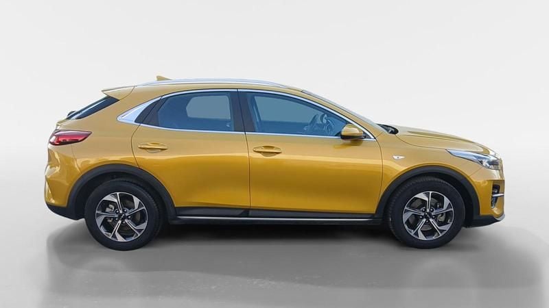 Usado Kia XCeed 120 CV (88 kW) 2022 Negro SUV