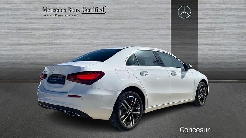 Usado Mercedes A250 218 CV (160 kW) 2024 Blanco Berlina