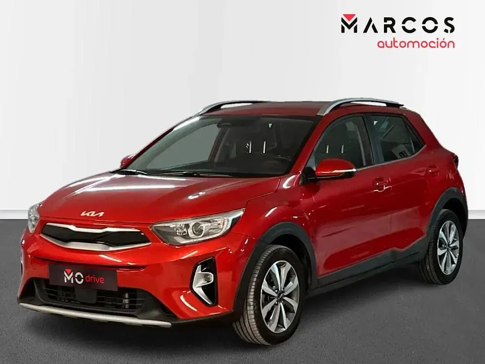 Usado Kia Stonic 100 CV (73 kW) 2022 SUV