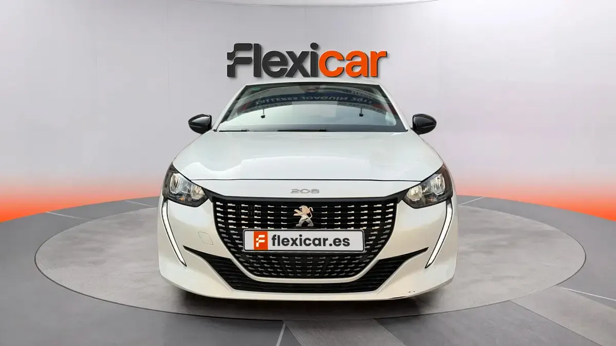 Usado Peugeot 208 Active 101 CV (74 kW) 2022 Blanco Utilitario