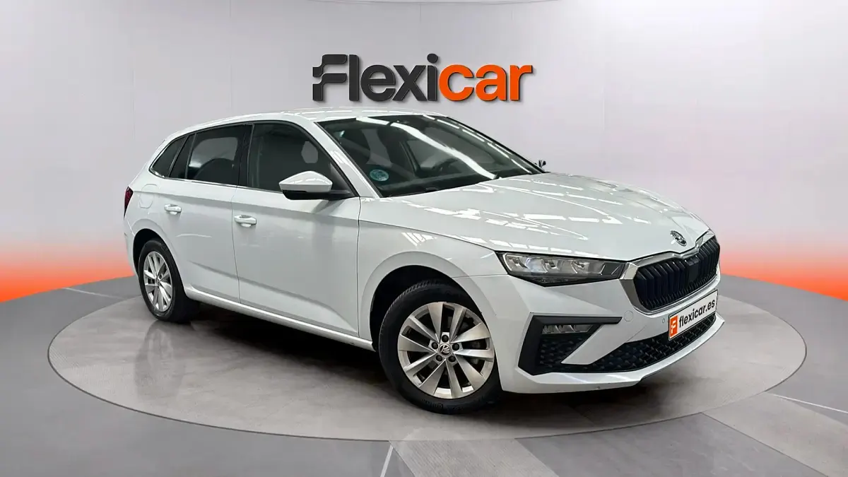 Usado Skoda Scala Selection 116 CV (85 kW) 2024 Utilitario