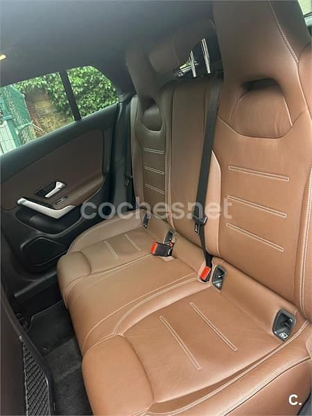 Usado Mercedes CLA250e Shooting Brake 218 CV (160 kW) 2021 Gris / plata Familiar