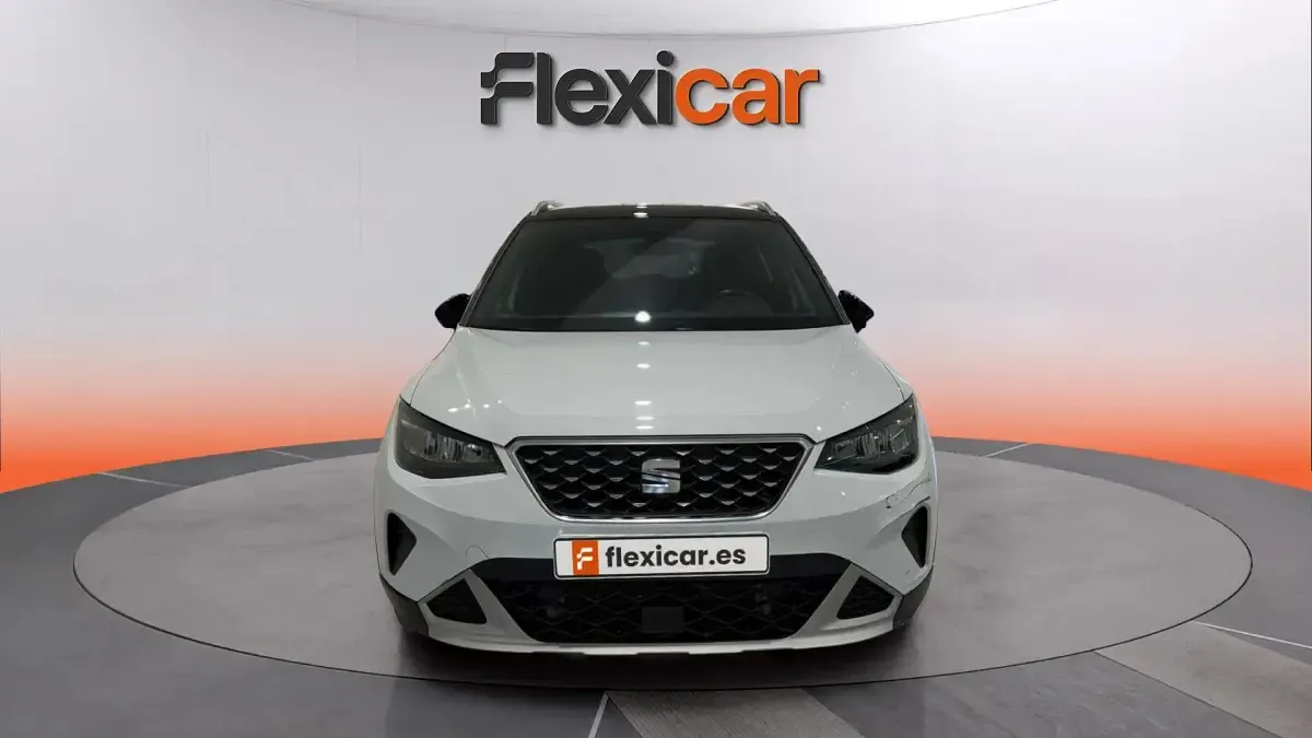 Usado Seat Arona Style 116 CV (85 kW) 2024 Blanco SUV