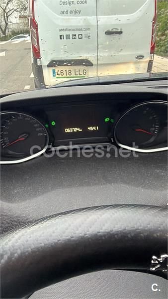 Usado Peugeot 308 Style 130 CV (95 kW) 2019 Azul Berlina