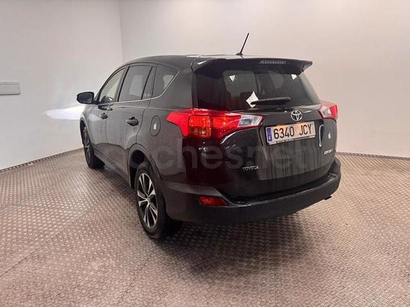 Usado Toyota RAV4 Advance 124 CV (91 kW) 2015 Marrón SUV