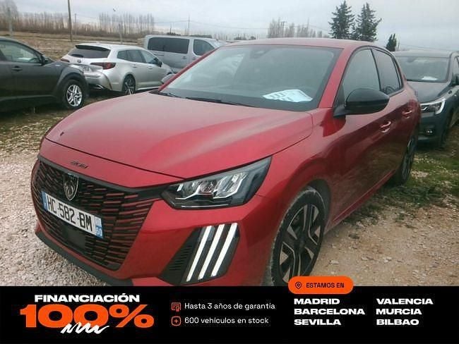 Usado Peugeot 208 Allure 101 CV (74 kW) 2025 Rojo Utilitario