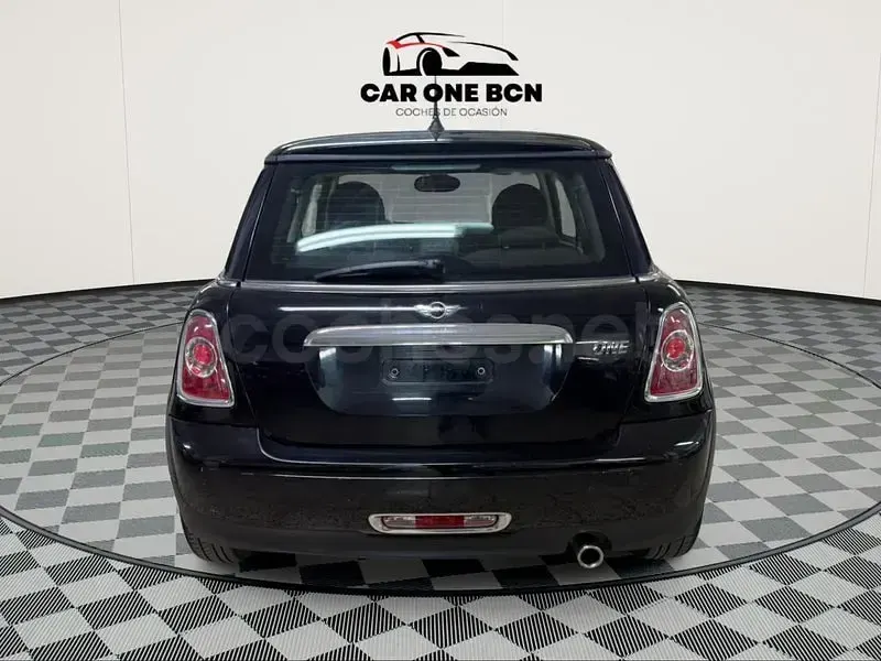 Usado Mini ONE 98 CV (72 kW) 2014 Negro Utilitario