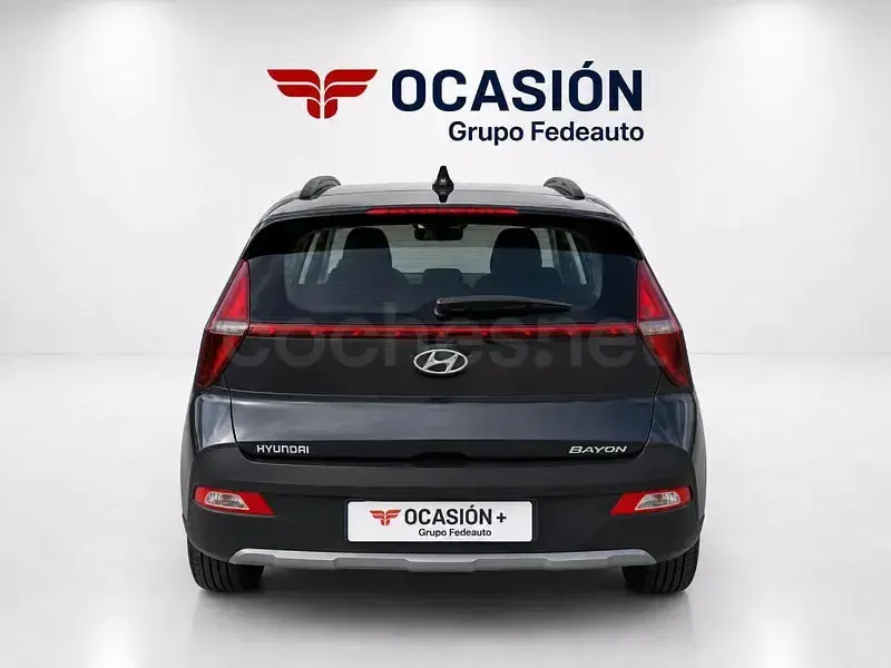 Usado Hyundai Bayon 84 CV (61 kW) 2023 Gris / plata SUV