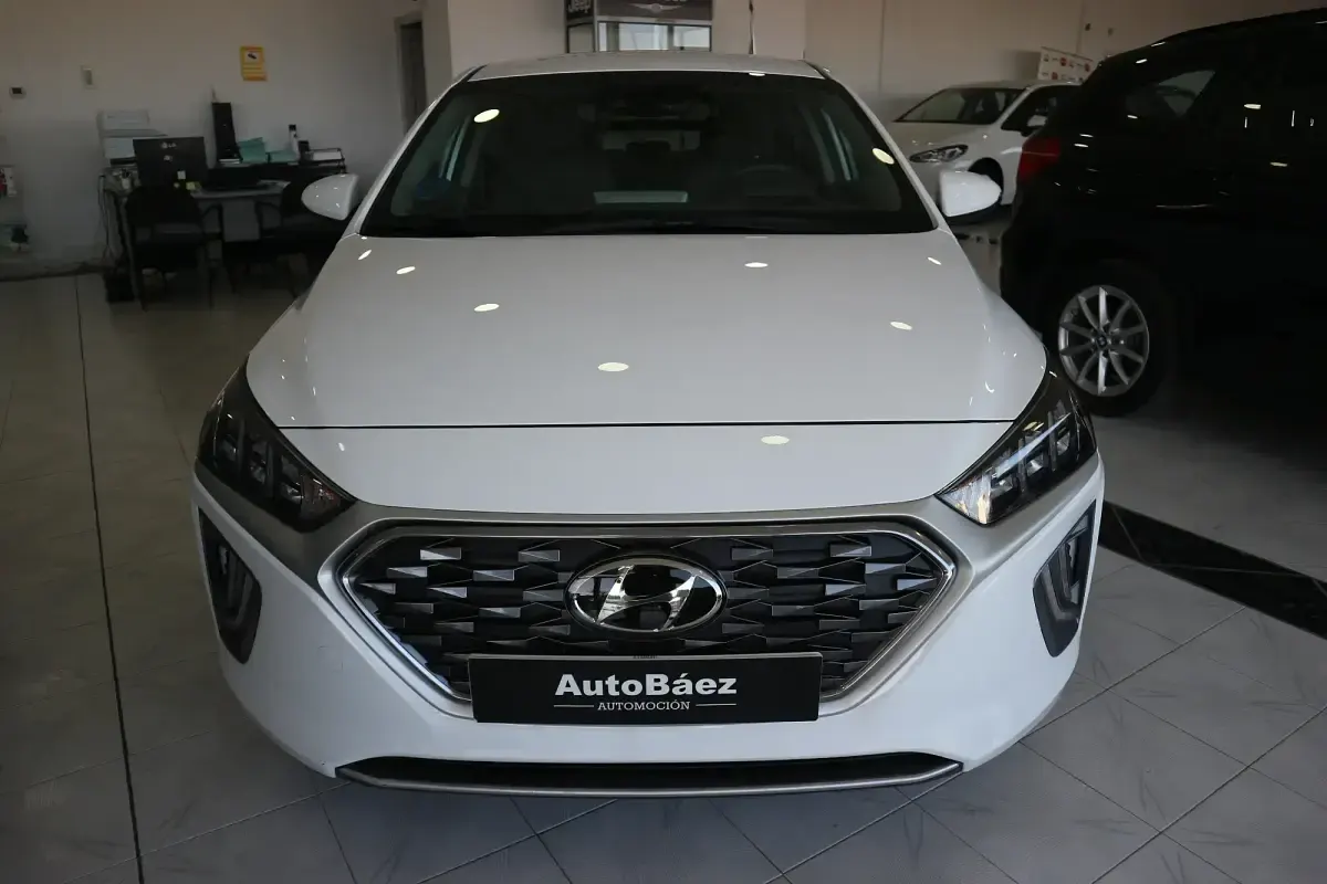 Usado Hyundai Ioniq 141 CV (103 kW) 2020 Blanco Utilitario