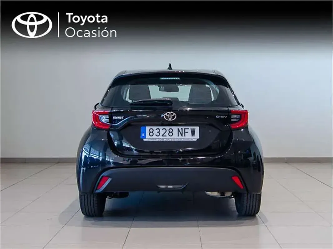 Usado Toyota Yaris Active 116 CV (85 kW) 2025 Utilitario