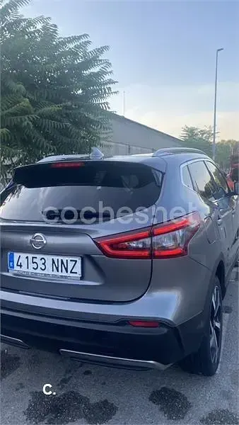 Usado Nissan Qashqai Tekna 115 CV (84 kW) 2018 Gris / plata SUV