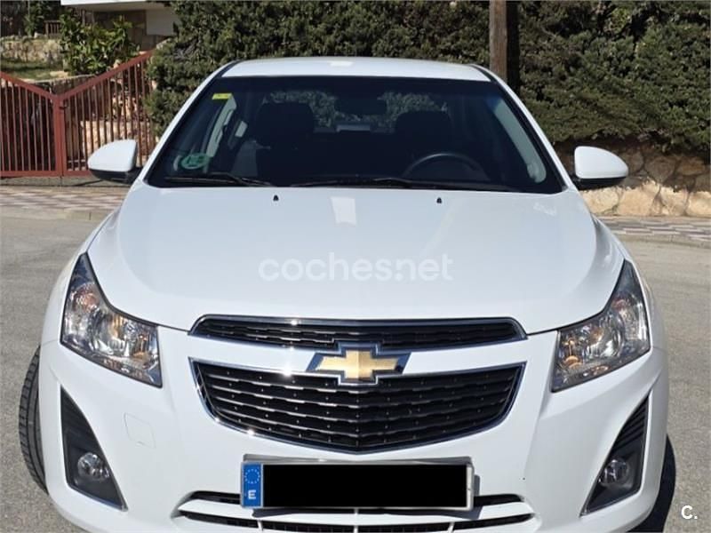 Usado Chevrolet Cruze LT 124 CV (91 kW) 2012 Blanco Berlina