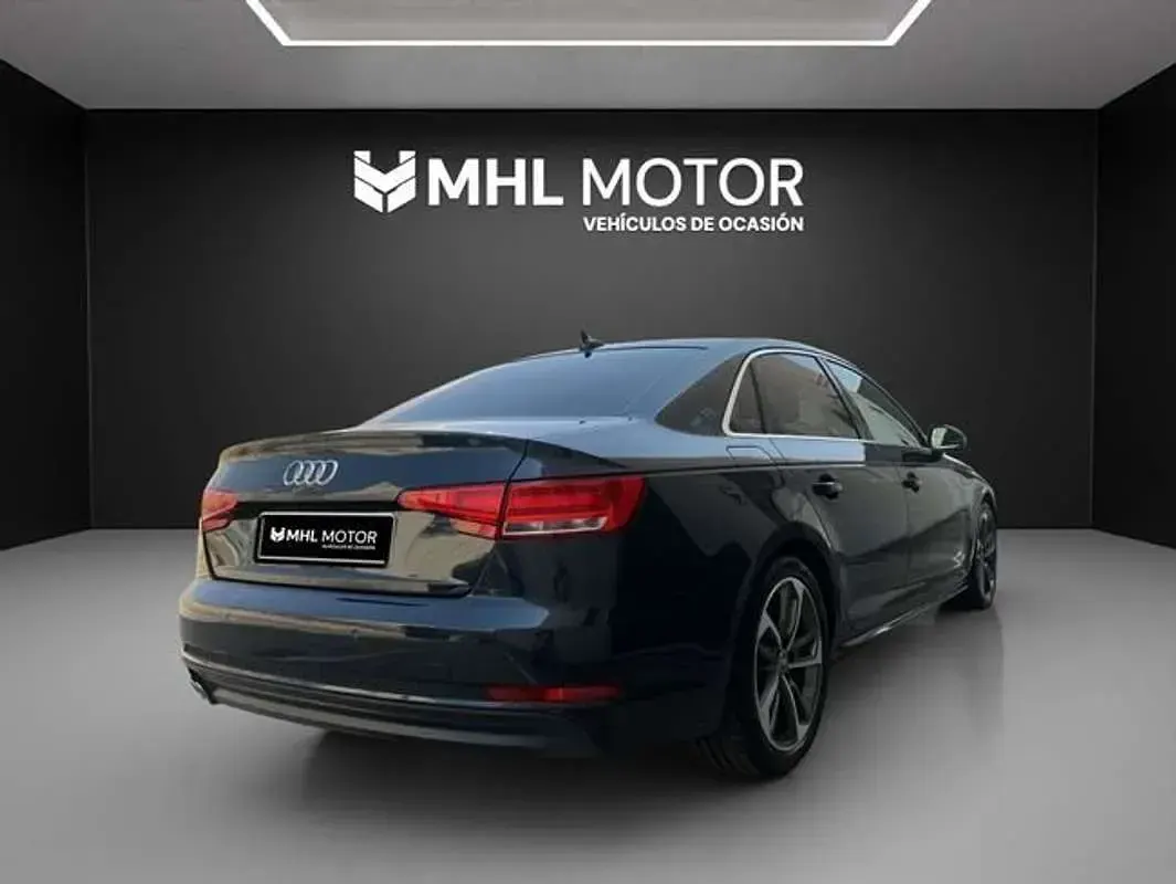 Usado Audi A4 S-Line 190 CV (139 kW) 2016 Azul Berlina