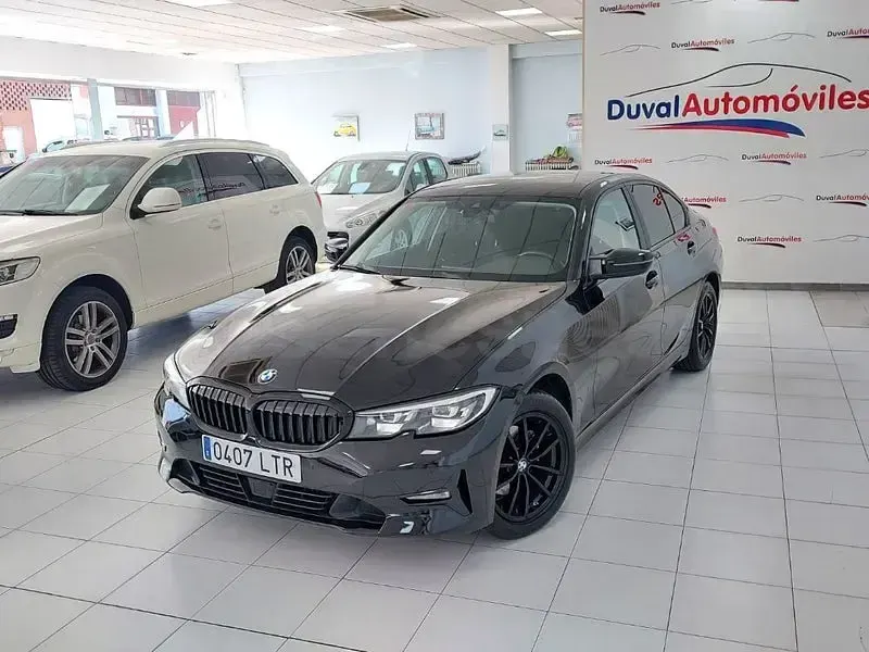 Usado BMW 320 Sport Line 184 CV (135 kW) 2021 Negro Berlina