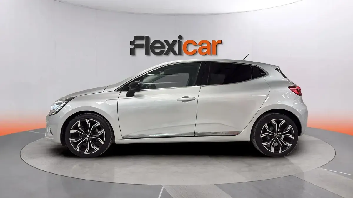 Usado Renault Clio V Intens 90 CV (66 kW) 2021 Gris Berlina