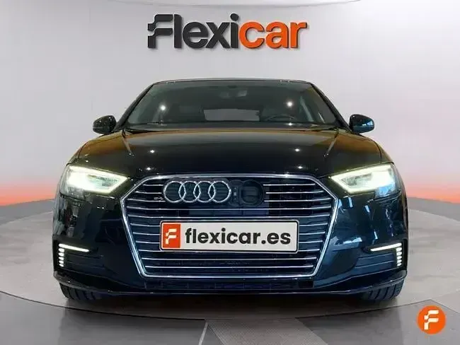 Usado Audi A3 Sportback e-tron 204 CV (150 kW) 2020 Negro Utilitario